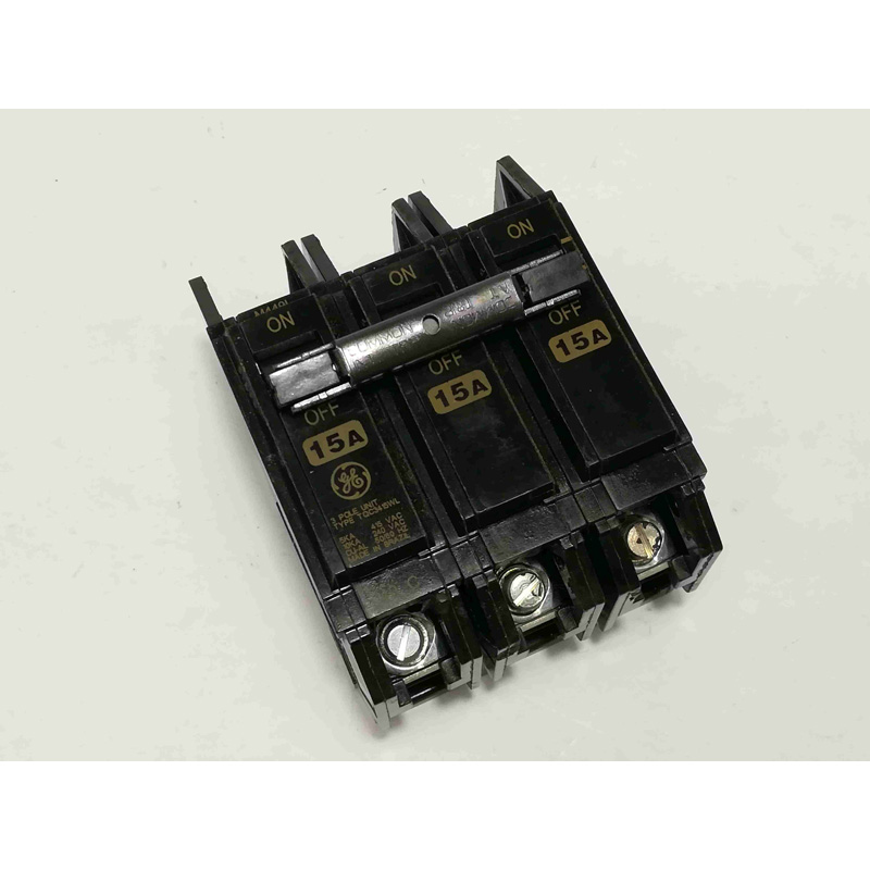 G.E. Circuit Breaker (TQC) – Bolt-On Type, 3 Pole, 240V, 10 KAIC
